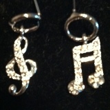 Mixed Pair with Loop on Posts
